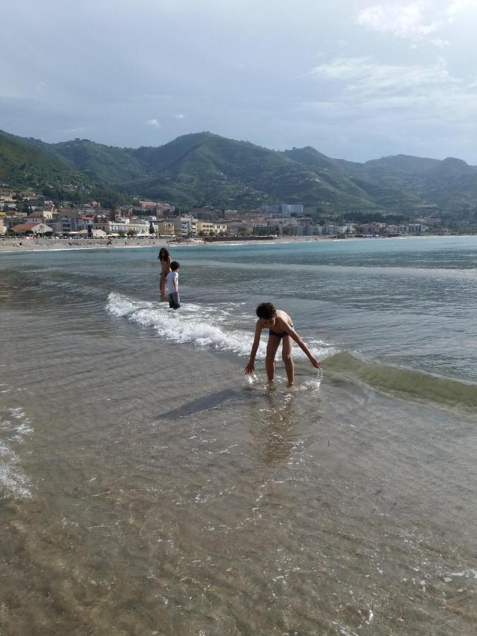 Incantevole Casa Sul Mare Cefalù Exteriör bild